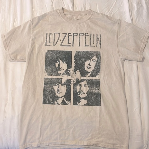 Led Zeppelin Graphic Tee - Picture 5 of 6